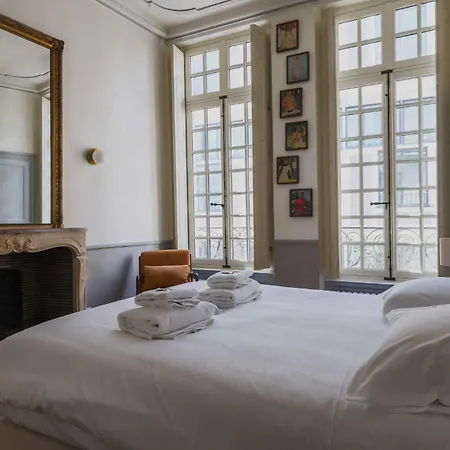 Exceptional - 2br-4p- Notre-dame Cathedral Apartmán