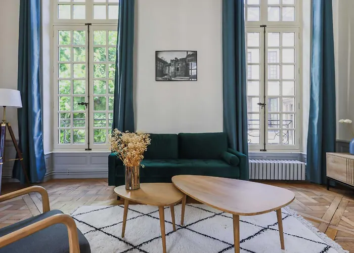 Апартаменты Exceptional - 2br-4p- Notre-dame Cathedral